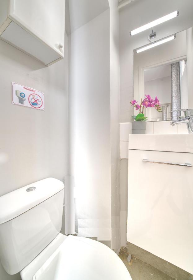 A Detruire 10 - Ne Pas Utiliser Apartman Párizs Kültér fotó